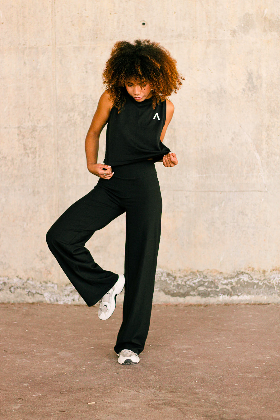 Balance Flare Legging - Black